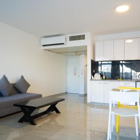 Lev Eilat By Sun And View Apartment Room photo